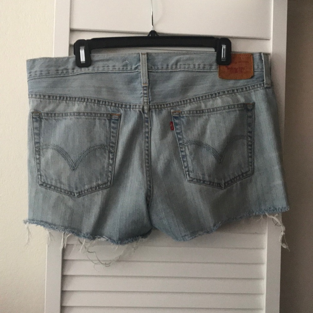 Levi jean shorts